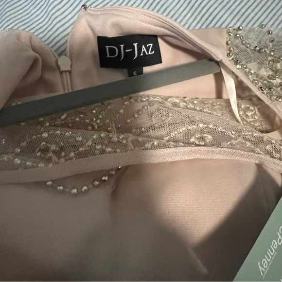 Brand New. - Picture 2 of 4